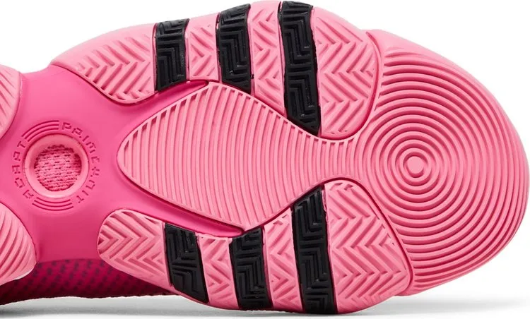 Adidas Trae Young 2 sneakers, pink