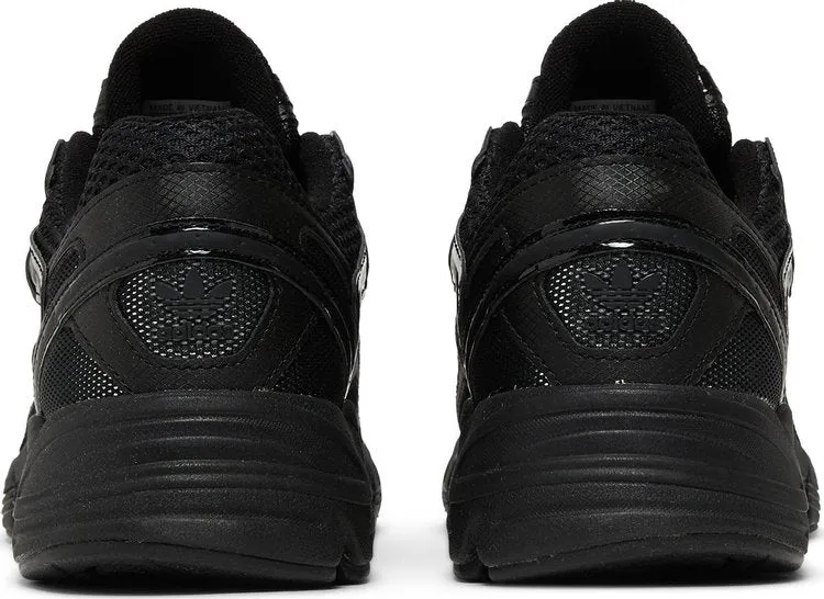 Adidas Wmns Astir 'Triple Black' sneakers, black