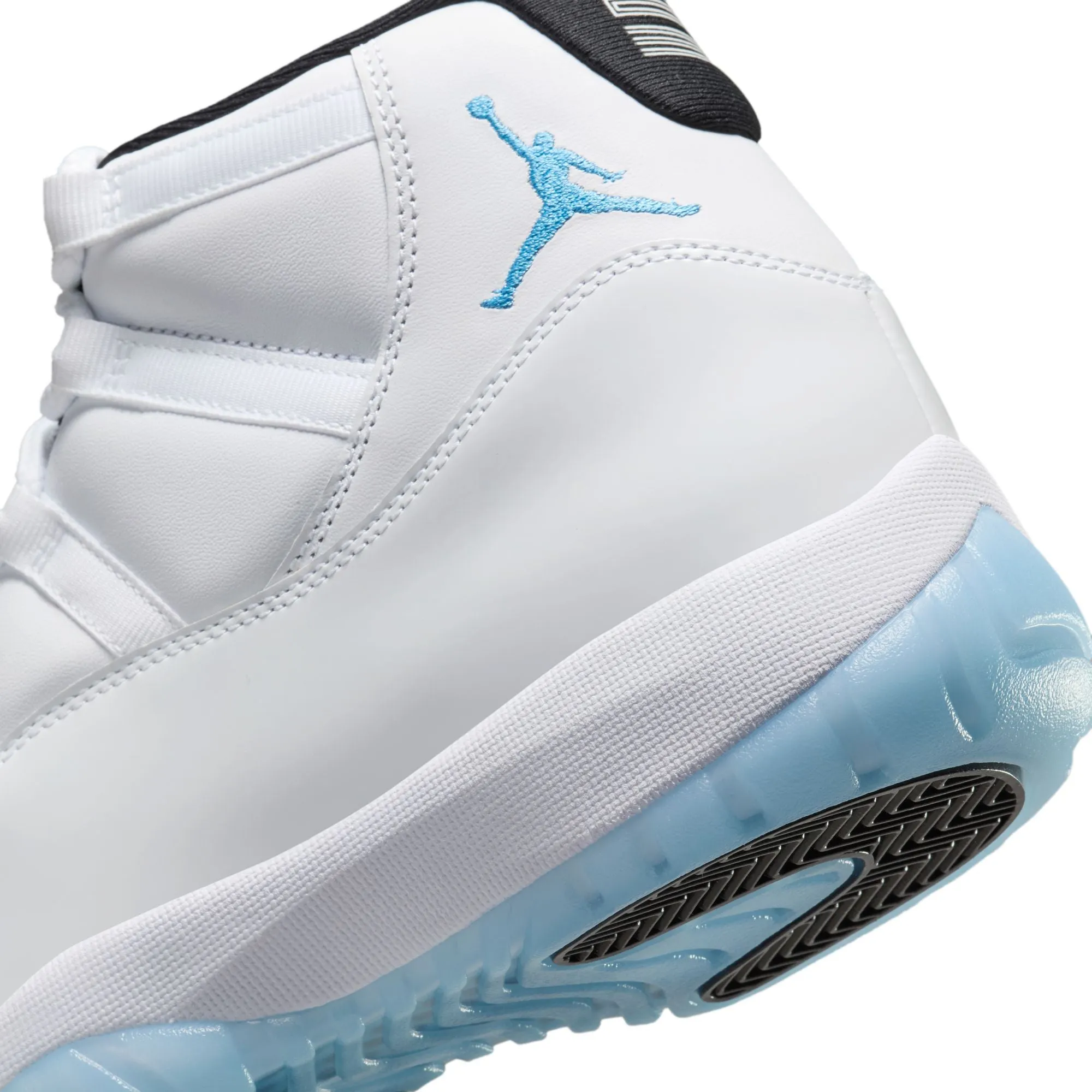 Air Jordan 11 Mens Retro "Legend Blue" Shoes