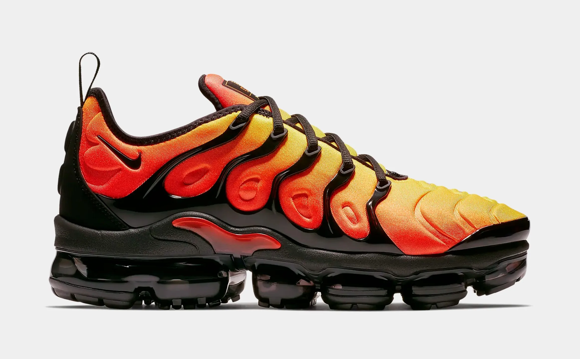 Air VaporMax Plus Mens Running Shoes (Black/Total Orange/Total Crimson)