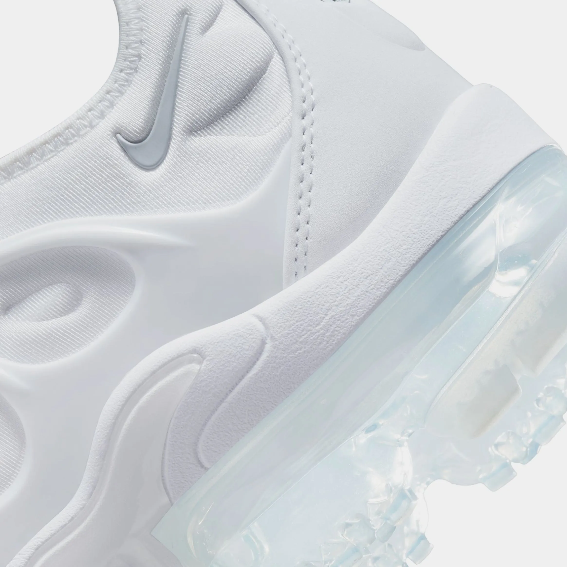 Air Vapormax Plus Mens Running Shoes (White/White)