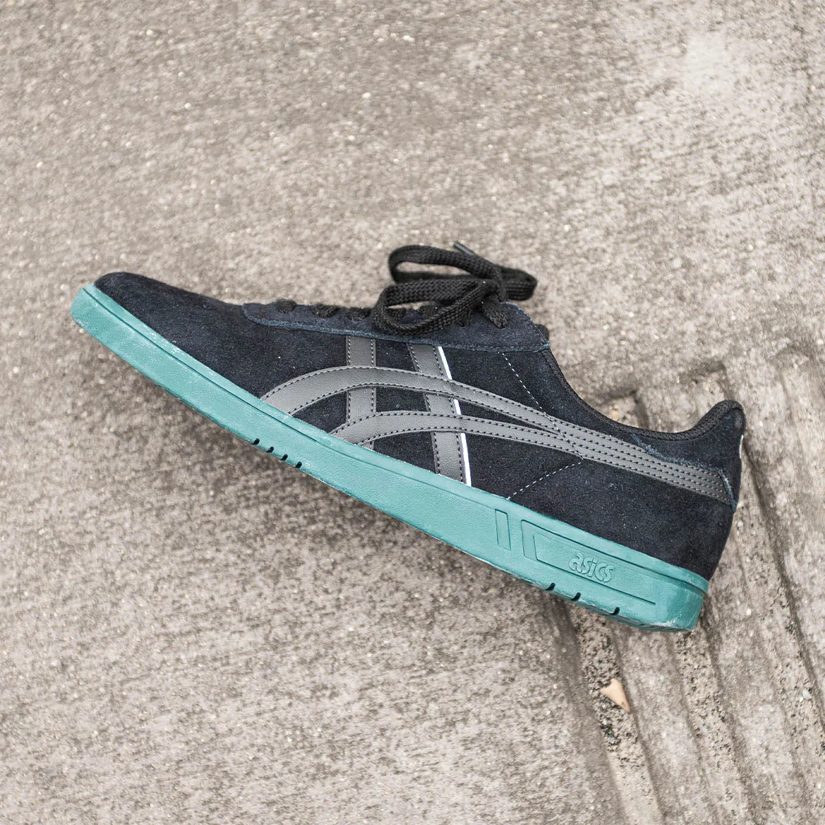 Asics - Gel-Vikka Pro Shoes Black/Graphite Grey