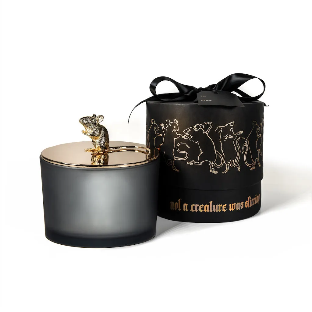 Heretic Parfum Not A Creature Was Stirring Candle