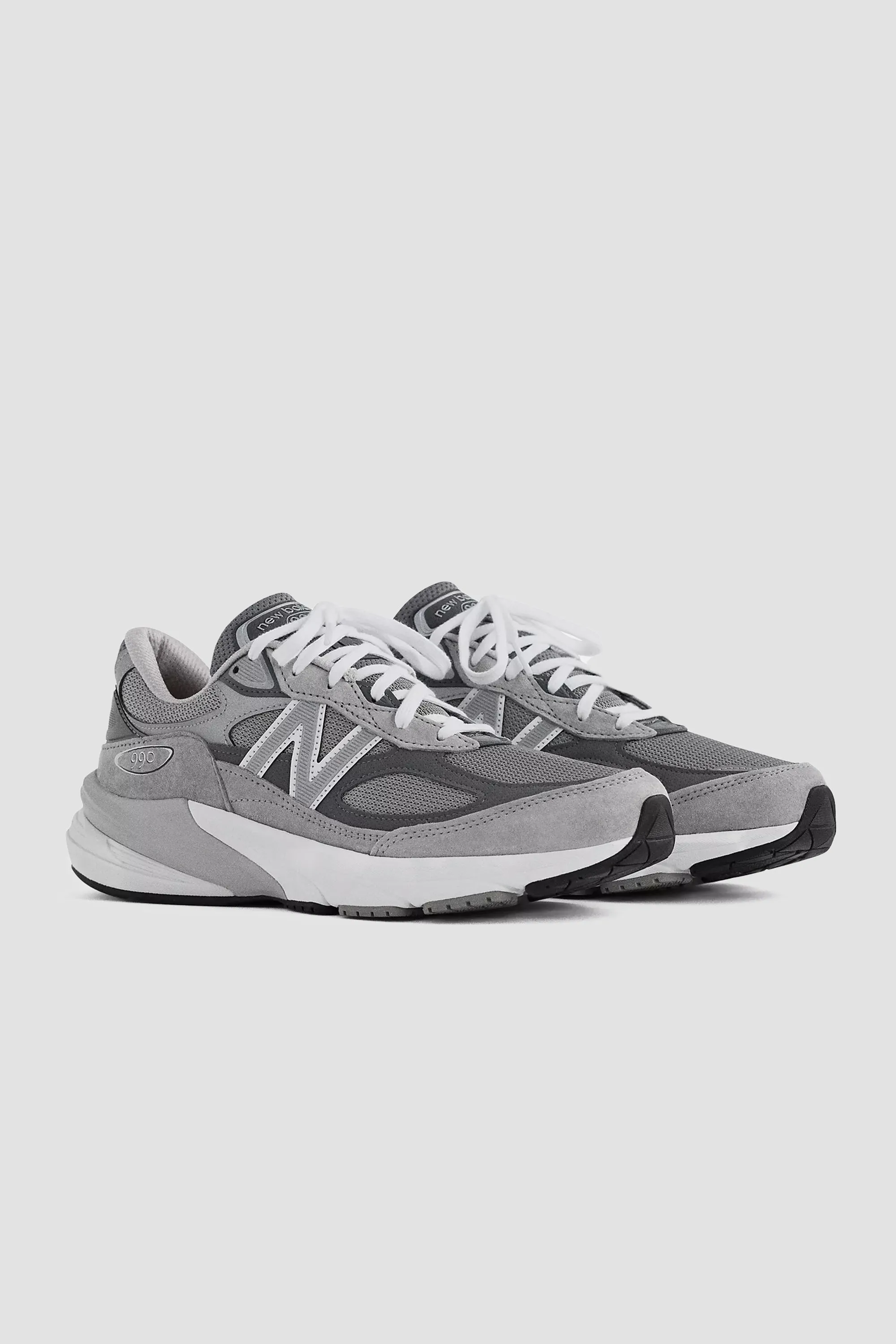 New Balance Men's Made in USA 990v6 in Grey