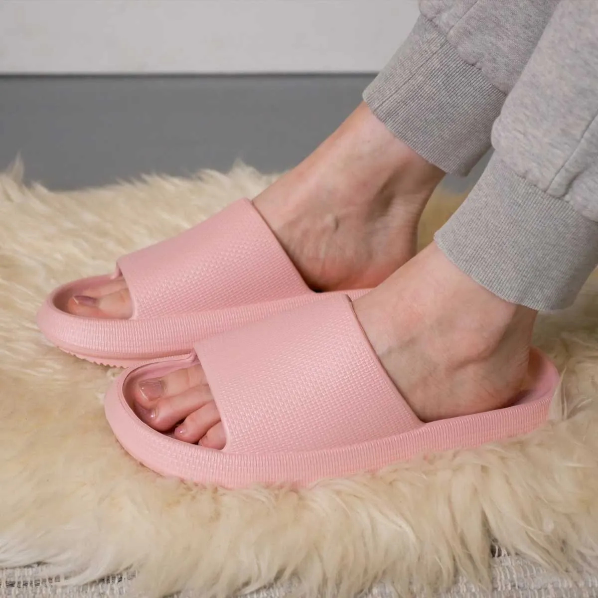 Women's Vegan Comfy'z Slides